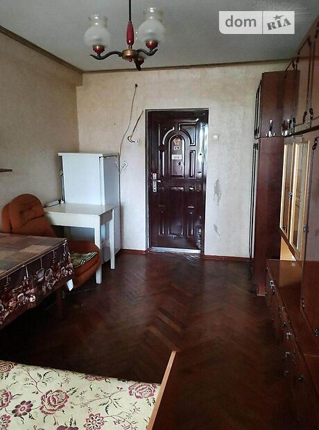 Комната в Киеве, на ул. Миропольская 27/16 в районе Деснянский на продажу фото 1 Комната в Киеве, на ул. Миропольская 27/16 в районе Деснянский на продажу фото 1