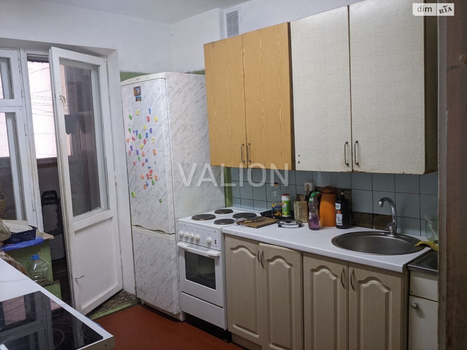 Комната в Киеве, на ул. Азербайджанская 8А в районе Днепровский на продажу фото 1 Комната в Киеве, на ул. Азербайджанская 8А в районе Днепровский на продажу фото 1