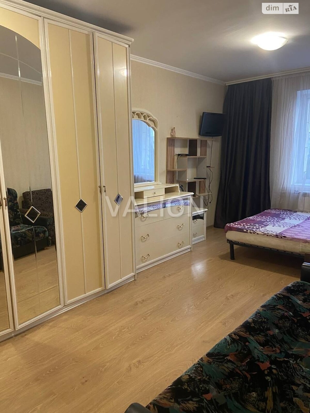 Комната в Киеве, на ул. Азербайджанская 8А в районе Днепровский на продажу фото 1 Комната в Киеве, на ул. Азербайджанская 8А в районе Днепровский на продажу фото 1