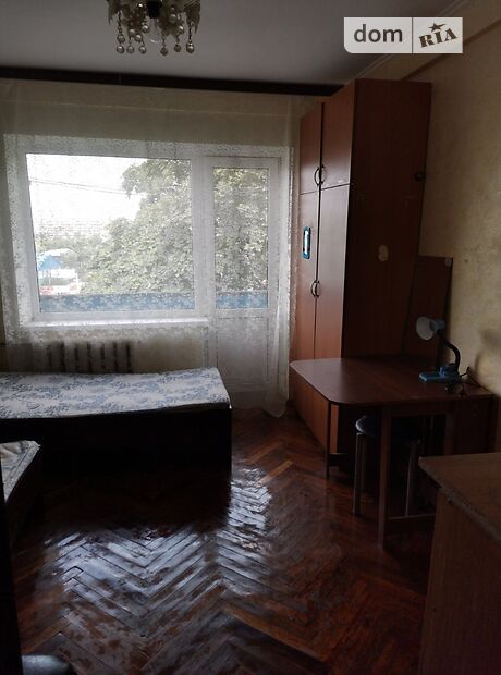 Комната в Киеве, на ул. Миропольская 27/16 в районе Днепровский на продажу фото 1 Комната в Киеве, на ул. Миропольская 27/16 в районе Днепровский на продажу фото 1