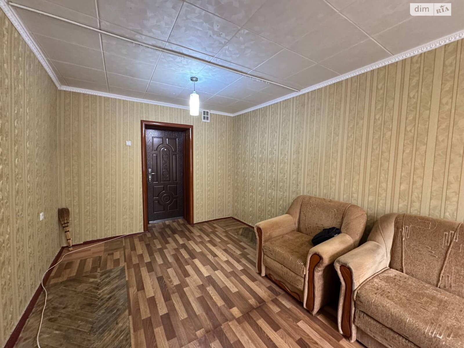 Комната в Киеве, на ул. Горловская 124/3 в районе Харьковский Массив на продажу фото 1 Комната в Киеве, на ул. Горловская 124/3 в районе Харьковский Массив на продажу фото 1