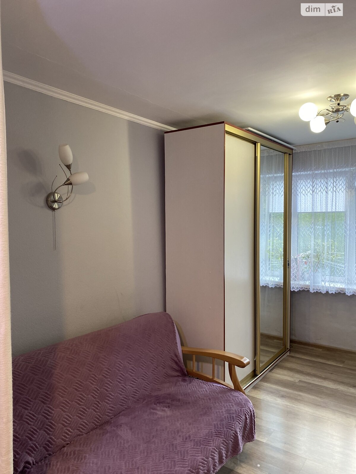 Кімната в Києві на вул. Горлівська 124/1 в районі Харківський Масив на продаж фото 1 Кімната в Києві на вул. Горлівська 124/1 в районі Харківський Масив на продаж фото 1