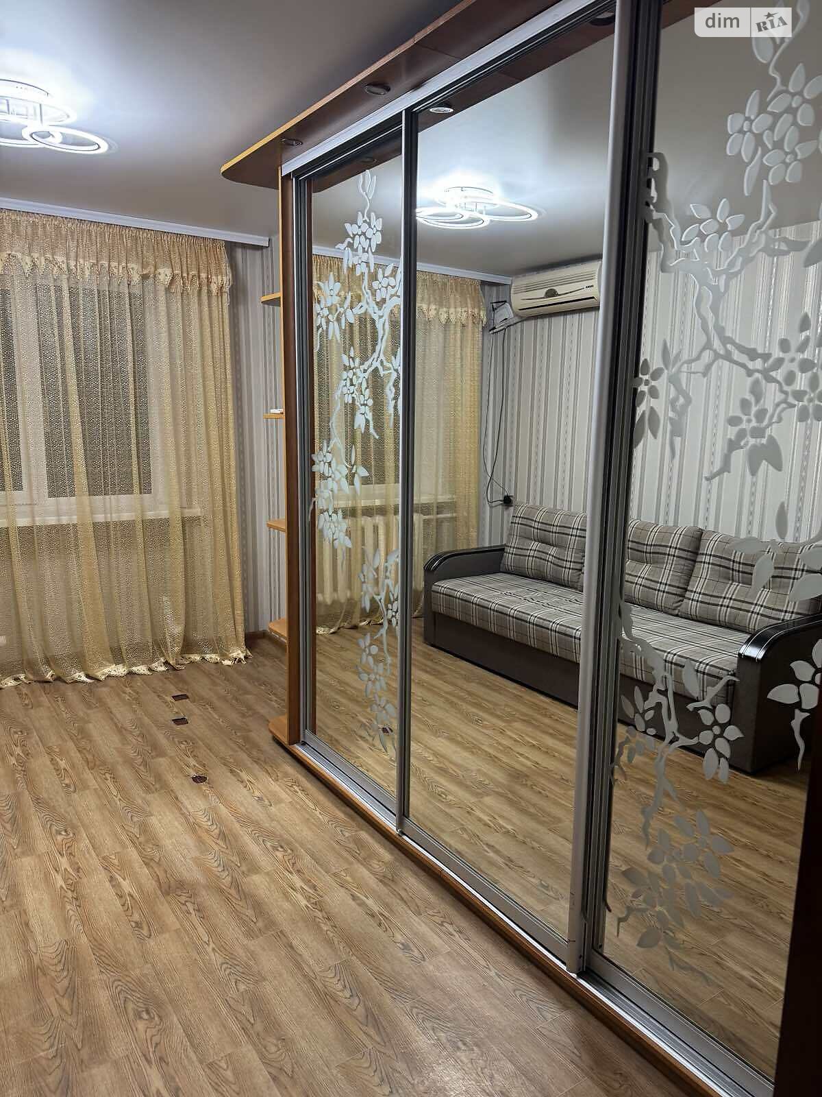 Кімната в Києві на вул. Горлівська 124/1 в районі Харківський Масив на продаж фото 1 Кімната в Києві на вул. Горлівська 124/1 в районі Харківський Масив на продаж фото 1