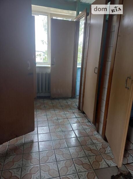 Комната в Киеве, на ул. Братиславская 8а в районе Лесной Массив на продажу фото 1 Комната в Киеве, на ул. Братиславская 8а в районе Лесной Массив на продажу фото 1