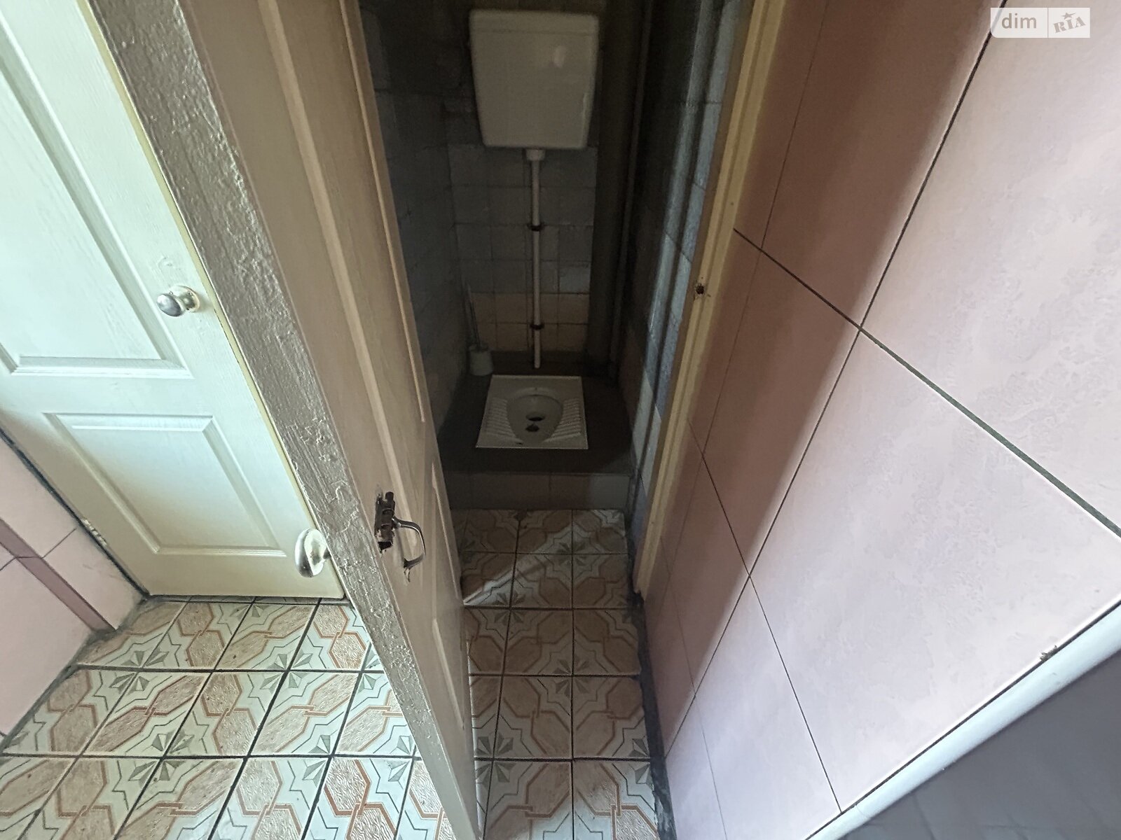 Кімната в Києві на вул. Братиславська 8А в районі Лісовий Масив на продаж фото 1