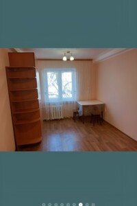 Комната в Киеве, на ул. Космонавта Поповича 4А, кв. 76 в районе Лесной Массив на продажу фото 2