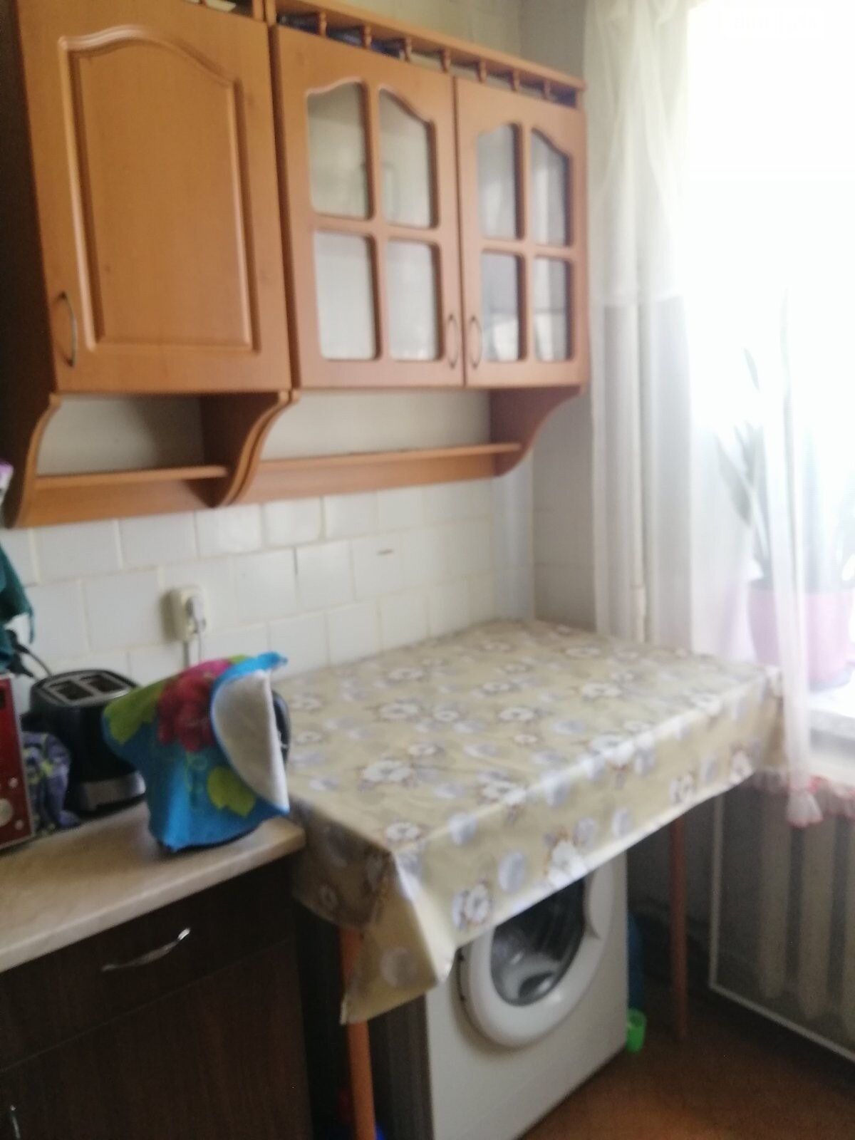 Комната в Киеве, на ул. Космонавта Поповича 10 в районе Лесной Массив на продажу фото 1 Комната в Киеве, на ул. Космонавта Поповича 10 в районе Лесной Массив на продажу фото 1