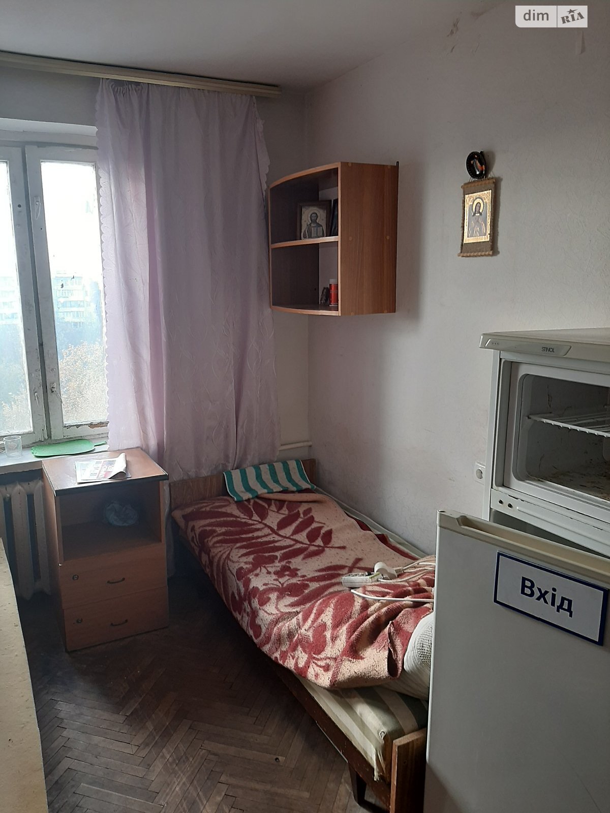 Комната в Киеве, на ул. Космонавта Поповича 10А в районе Лесной Массив на продажу фото 1 Комната в Киеве, на ул. Космонавта Поповича 10А в районе Лесной Массив на продажу фото 1