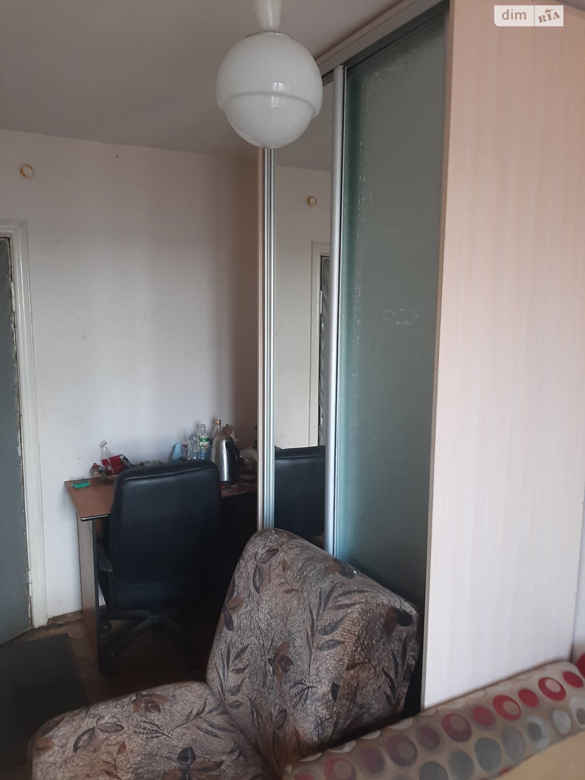 Комната в Киеве, на ул. Космонавта Поповича 10А в районе Лесной Массив на продажу фото 1 Комната в Киеве, на ул. Космонавта Поповича 10А в районе Лесной Массив на продажу фото 1