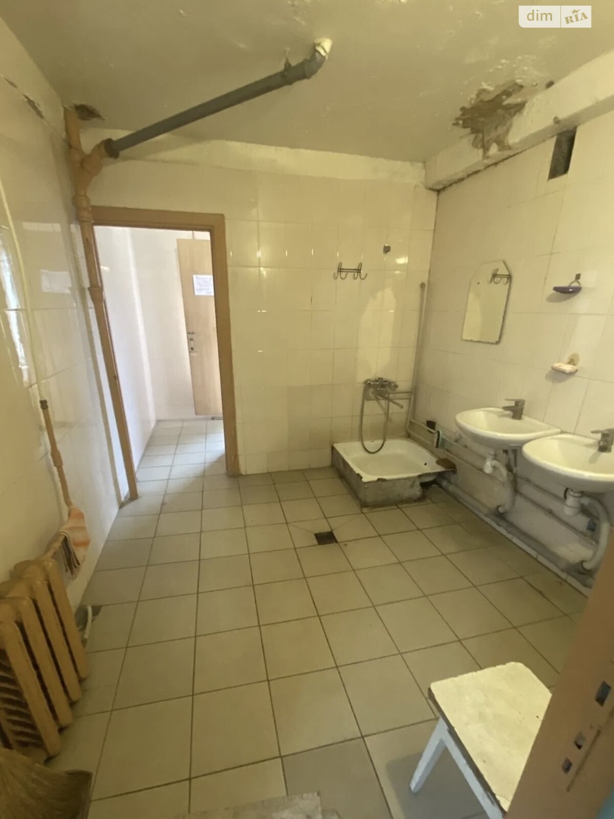 Комната в Киеве, на ул. Кубанской Украины 53А в районе Лесной Массив на продажу фото 1 Комната в Киеве, на ул. Кубанской Украины 53А в районе Лесной Массив на продажу фото 1