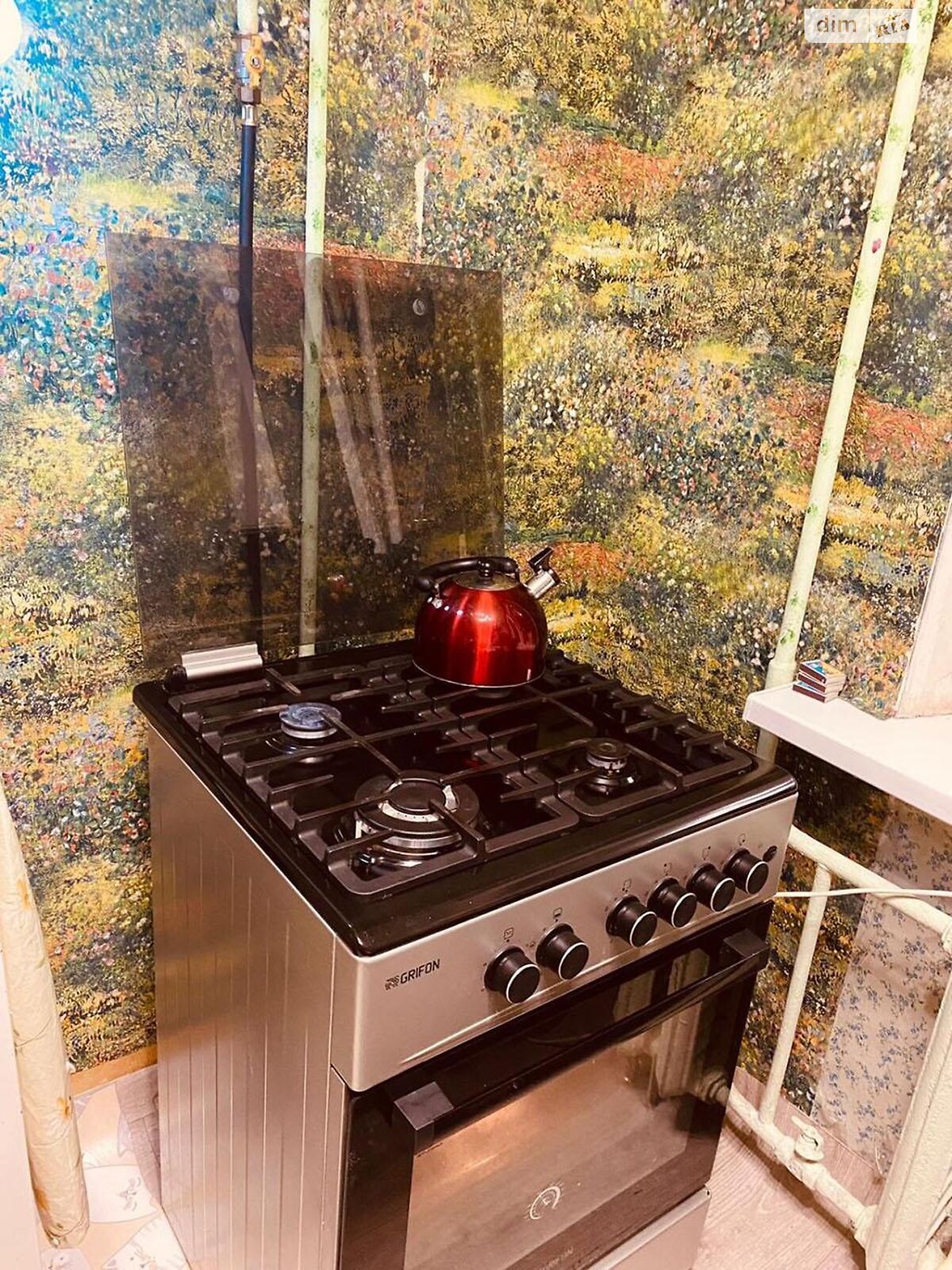Комната в Киеве, на просп. Лесной 18 в районе Лесной Массив на продажу фото 1 Комната в Киеве, на просп. Лесной 18 в районе Лесной Массив на продажу фото 1