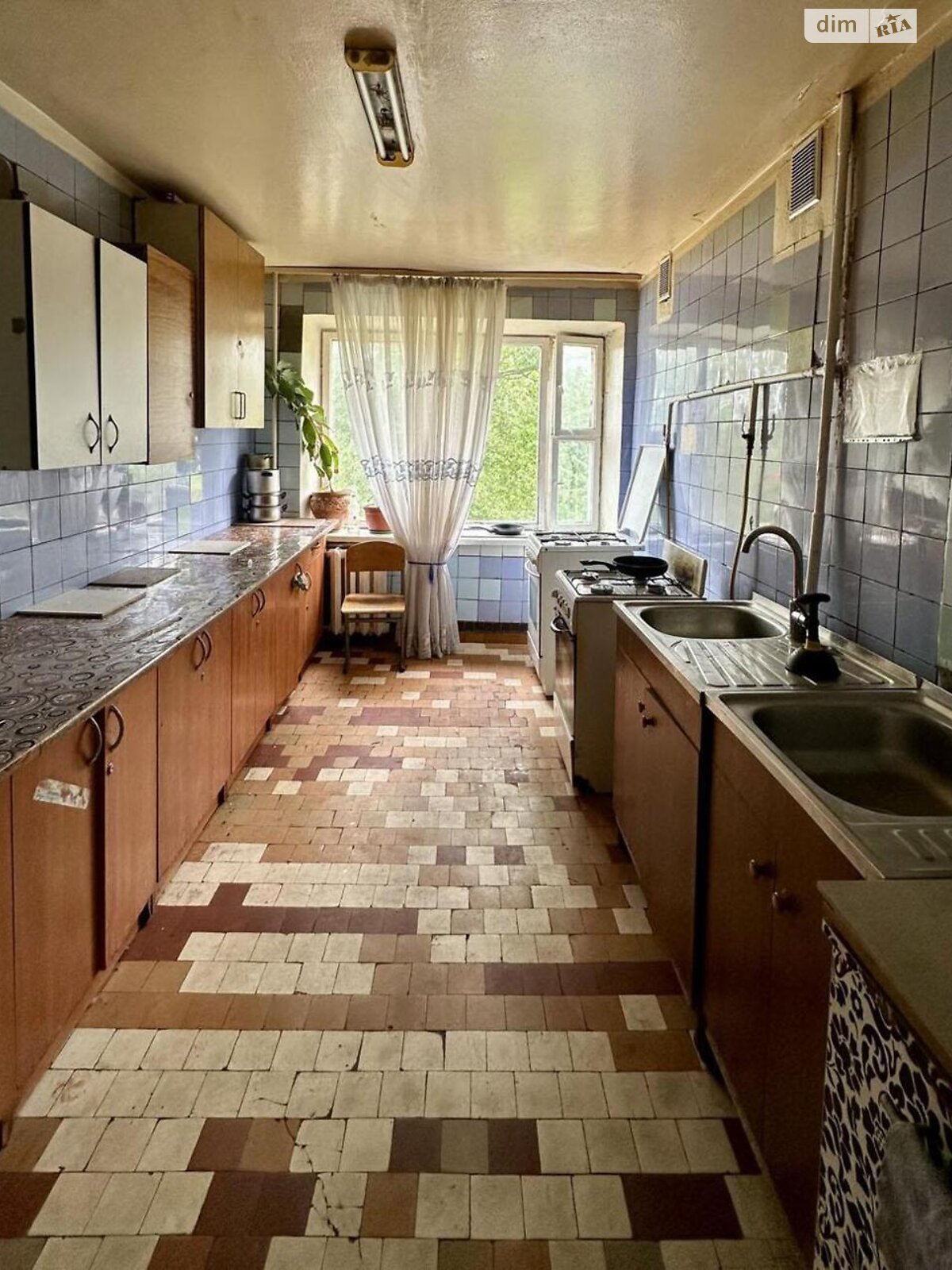 Комната в Киеве, на ул. Кубанской Украины 19А в районе Лесной Массив на продажу фото 1 Комната в Киеве, на ул. Кубанской Украины 19А в районе Лесной Массив на продажу фото 1