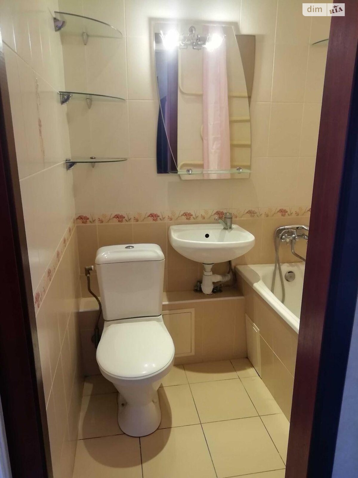 Комната в Киеве, на ул. Милютенко 44Б в районе Лесной Массив на продажу фото 1 Комната в Киеве, на ул. Милютенко 44Б в районе Лесной Массив на продажу фото 1