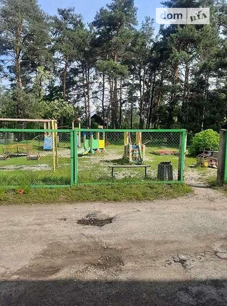 Комната в Киеве, на ул. Радистов 50 в районе Лесной Массив на продажу фото 1 Комната в Киеве, на ул. Радистов 50 в районе Лесной Массив на продажу фото 1