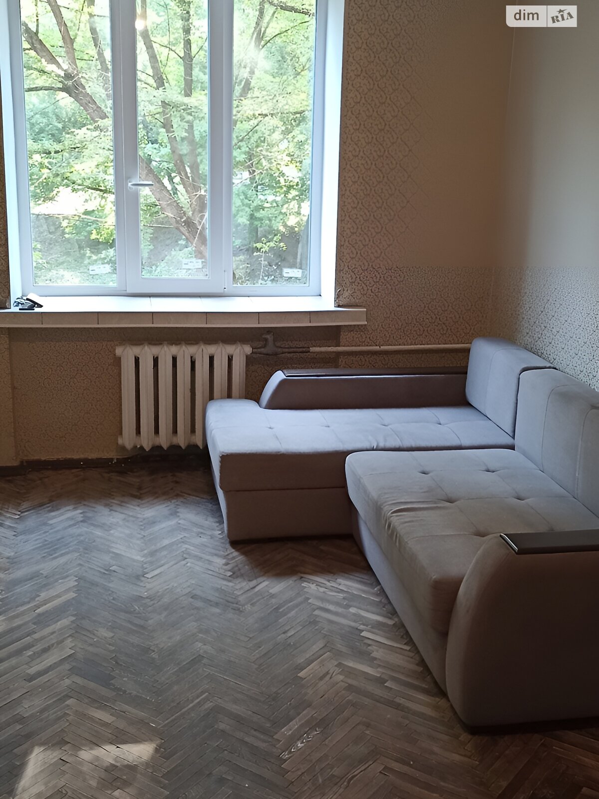 Комната в Киеве, на ул. Вышгородская 23А в районе Мостицкий Массив на продажу фото 1 Комната в Киеве, на ул. Вышгородская 23А в районе Мостицкий Массив на продажу фото 1