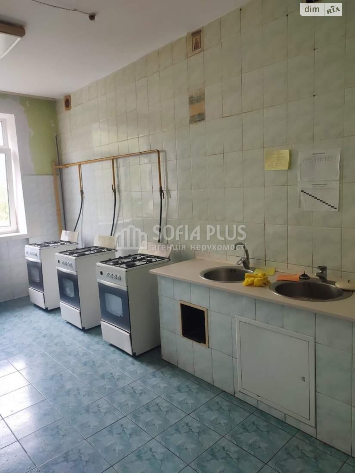 Комната в Киеве, на ул. Вышгородская 23А в районе Мостицкий Массив на продажу фото 1 Комната в Киеве, на ул. Вышгородская 23А в районе Мостицкий Массив на продажу фото 1