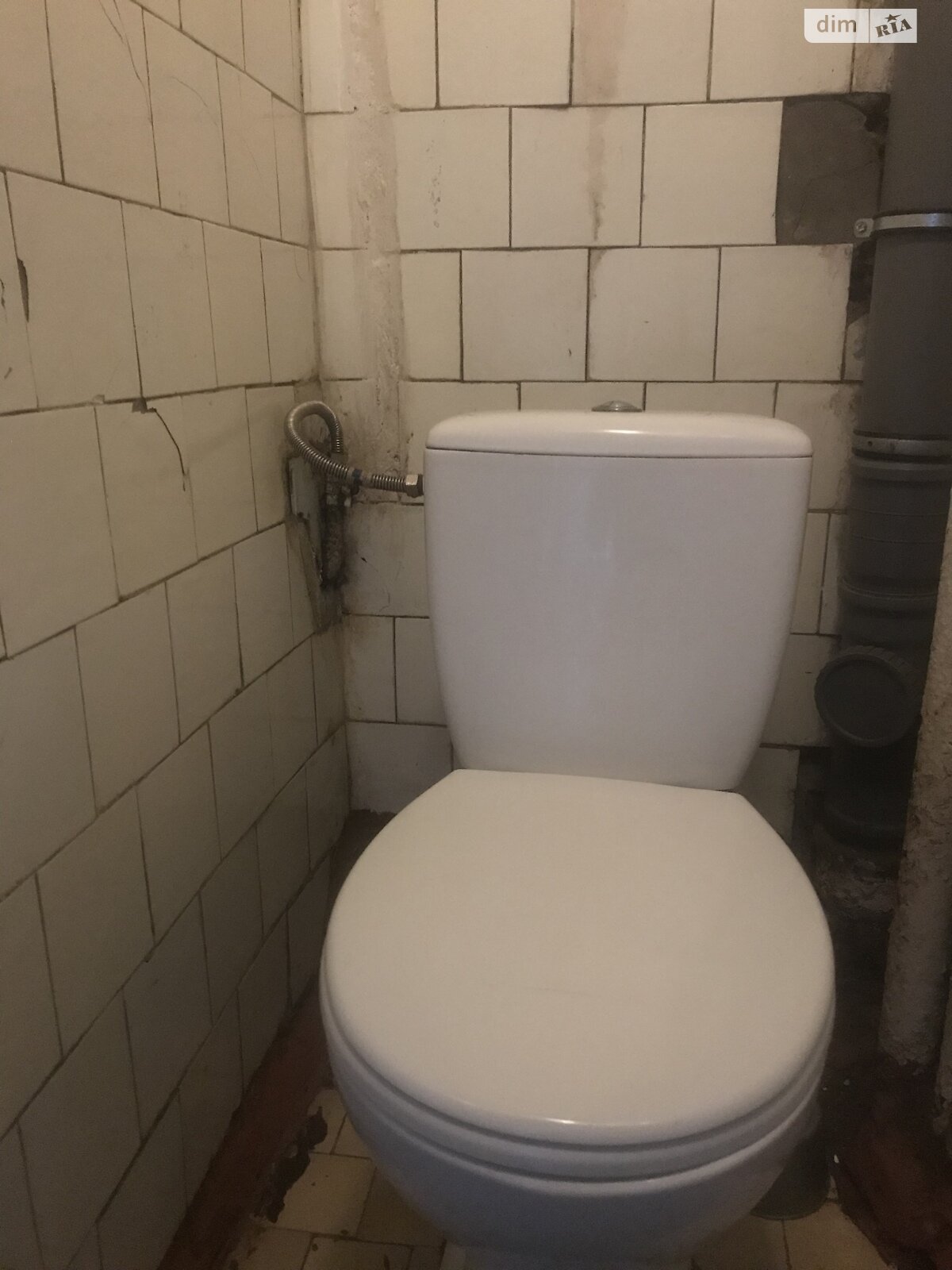 Комната в Киеве, на ул. Даниила Щербаковского 36 в районе Нивки на продажу фото 1 Комната в Киеве, на ул. Даниила Щербаковского 36 в районе Нивки на продажу фото 1