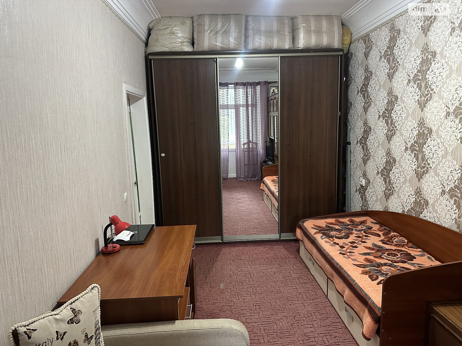 Комната в Киеве, на ул. Всеволода Петрива 12 в районе Нивки на продажу фото 1 Комната в Киеве, на ул. Всеволода Петрива 12 в районе Нивки на продажу фото 1