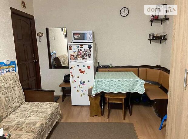 Кімната в Києві на вул. Азербайджанська 8 в районі Нова Дарниця на продаж фото 1 Кімната в Києві на вул. Азербайджанська 8 в районі Нова Дарниця на продаж фото 1