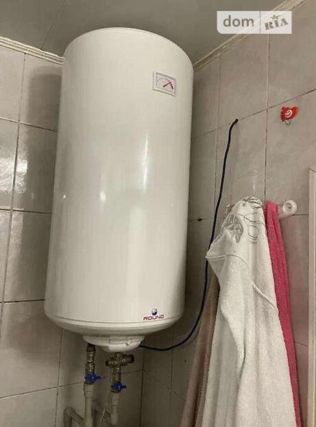 Кімната в Києві на вул. Азербайджанська 8 в районі Нова Дарниця на продаж фото 1 Кімната в Києві на вул. Азербайджанська 8 в районі Нова Дарниця на продаж фото 1