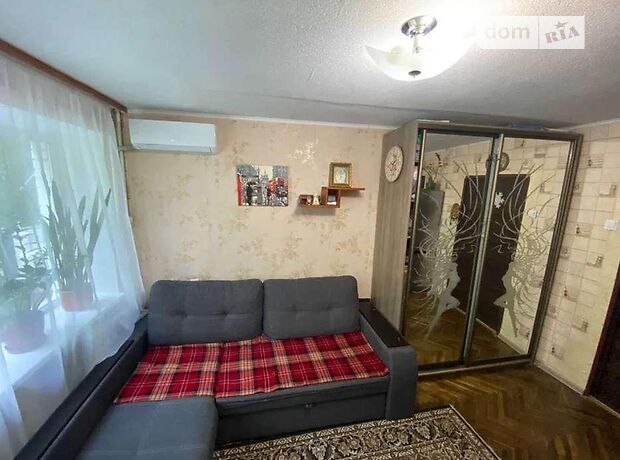 Комната в Киеве, на ул. Горловская 124/4 в районе Новая Дарница на продажу фото 1 Комната в Киеве, на ул. Горловская 124/4 в районе Новая Дарница на продажу фото 1