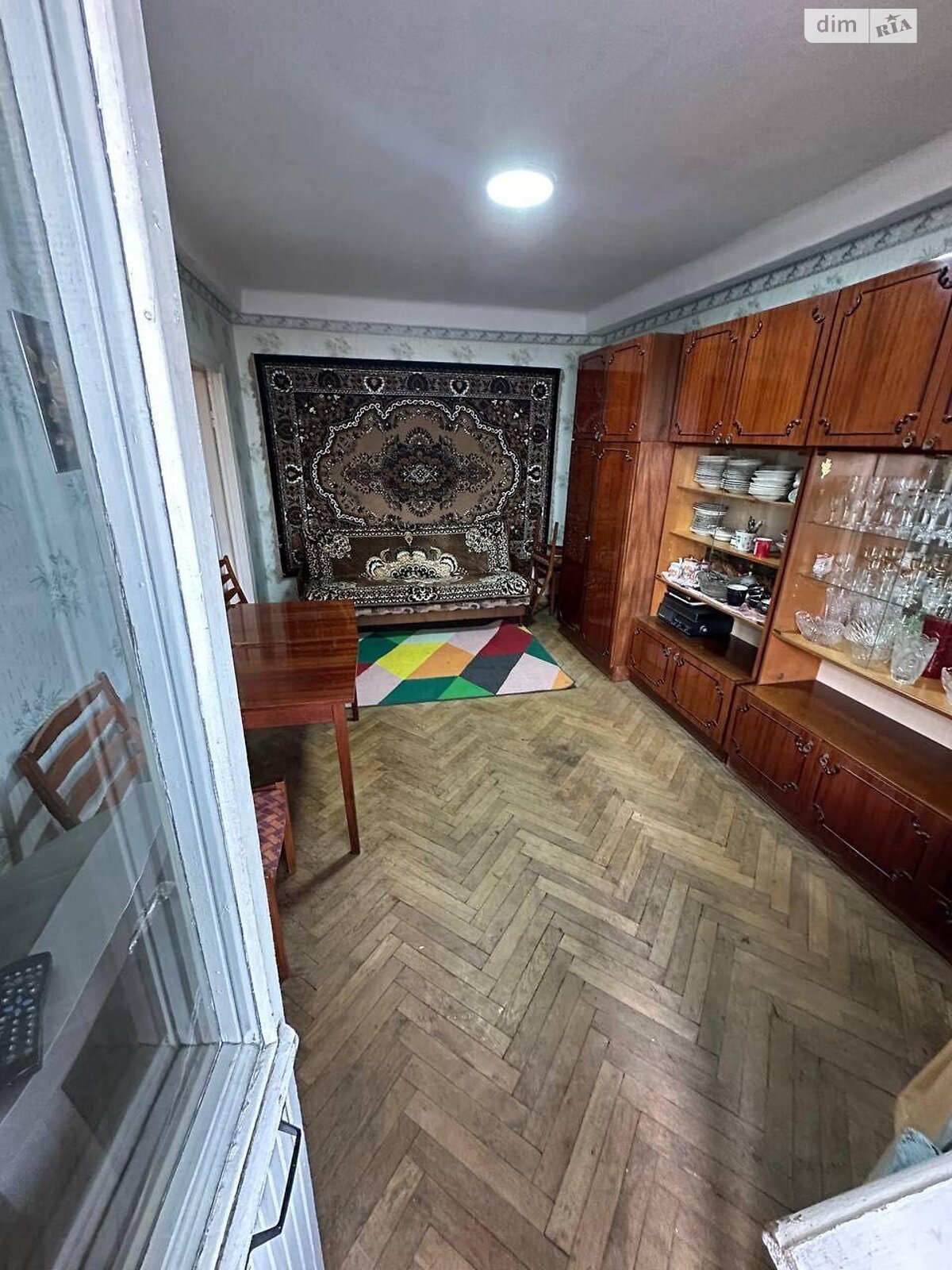 Комната в Киеве, на ул. Сентябрьская 4 в районе Новая Дарница на продажу фото 1 Комната в Киеве, на ул. Сентябрьская 4 в районе Новая Дарница на продажу фото 1