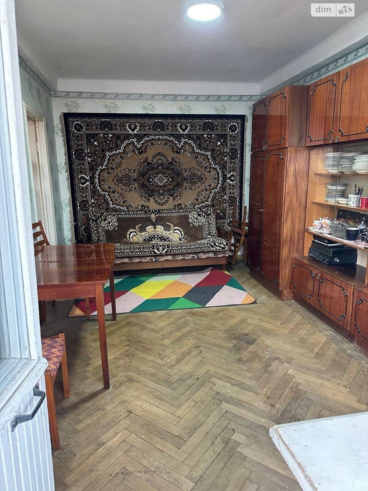Комната в Киеве, на ул. Сентябрьская 4 в районе Новая Дарница на продажу фото 1 Комната в Киеве, на ул. Сентябрьская 4 в районе Новая Дарница на продажу фото 1