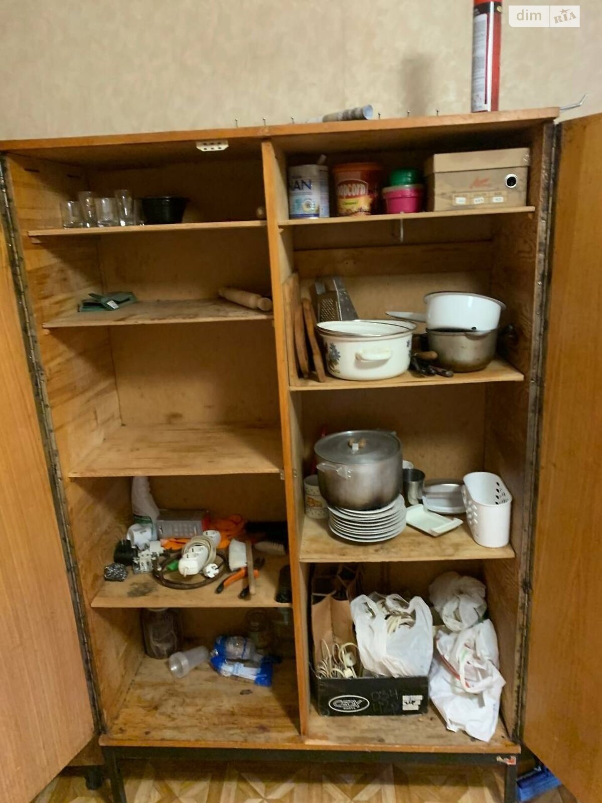 Комната в Киеве, на ул. Симферопольская 11/1 в районе Новая Дарница на продажу фото 1 Комната в Киеве, на ул. Симферопольская 11/1 в районе Новая Дарница на продажу фото 1