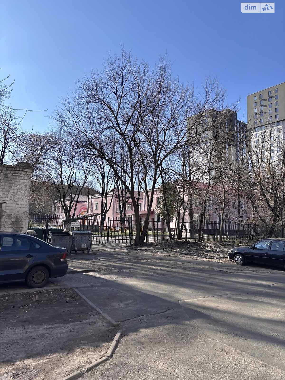 Комната в Киеве, на ул. Юрия Пасхалина 10/5 в районе Новая Дарница на продажу фото 1 Комната в Киеве, на ул. Юрия Пасхалина 10/5 в районе Новая Дарница на продажу фото 1