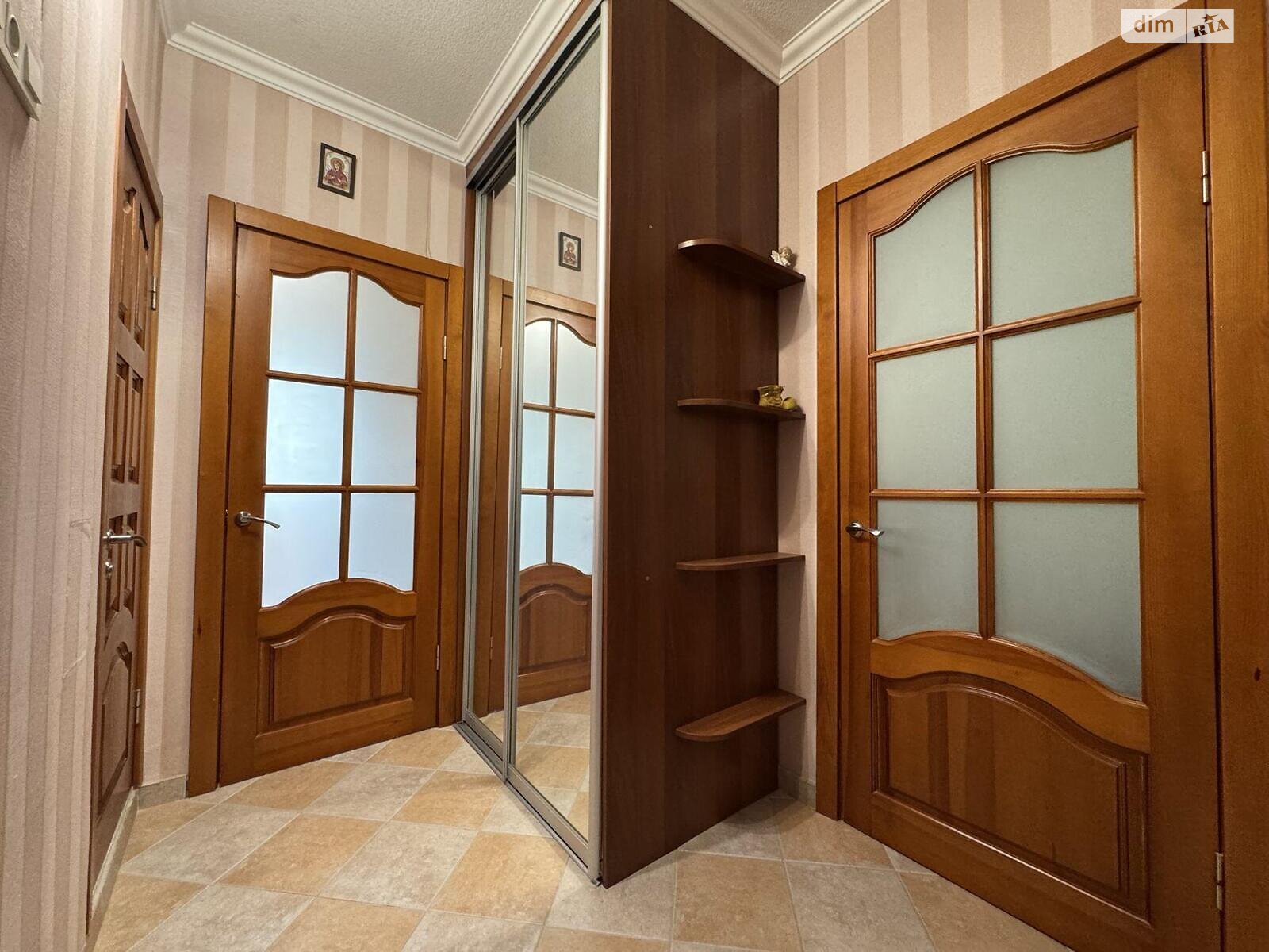 Кімната в Києві на вул. Героїв Дніпра 75 в районі Оболонь на продаж фото 1 Кімната в Києві на вул. Героїв Дніпра 75 в районі Оболонь на продаж фото 1