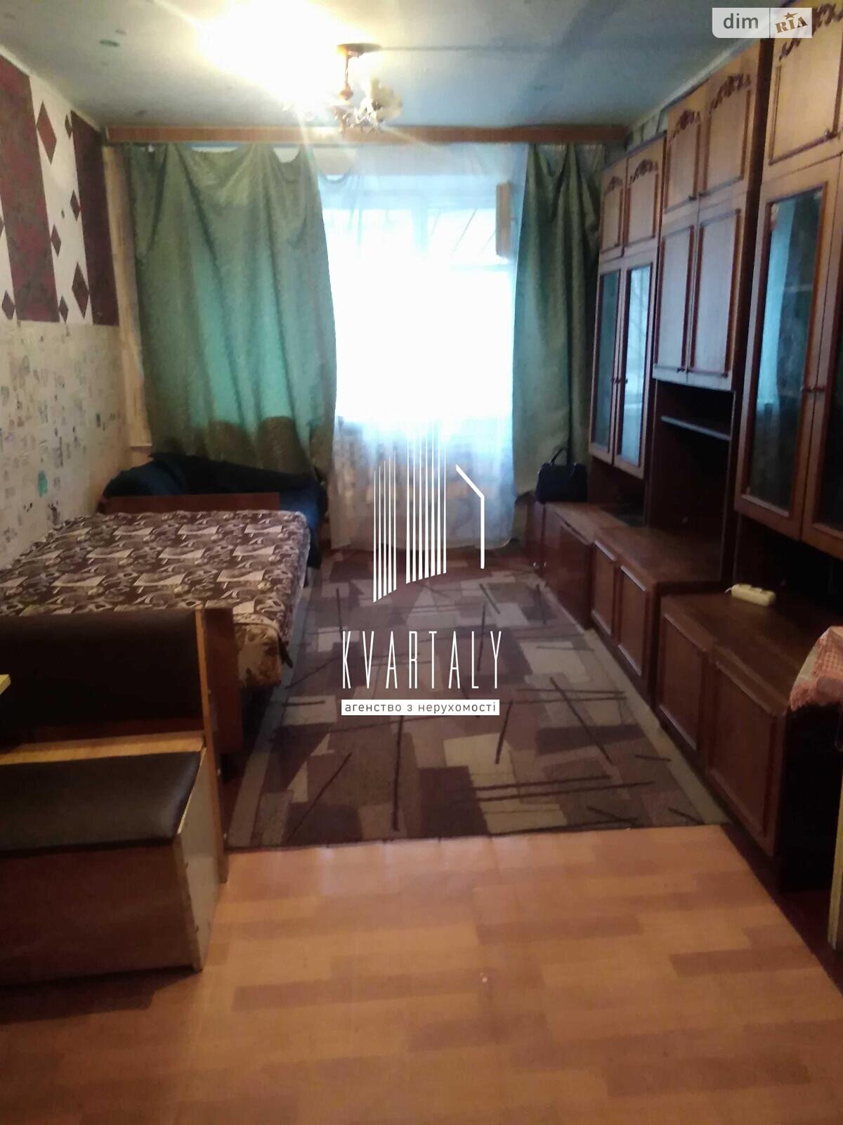 Кімната в Києві на вул. Олекси Тихого 22 на продаж фото 1 Кімната в Києві на вул. Олекси Тихого 22 на продаж фото 1