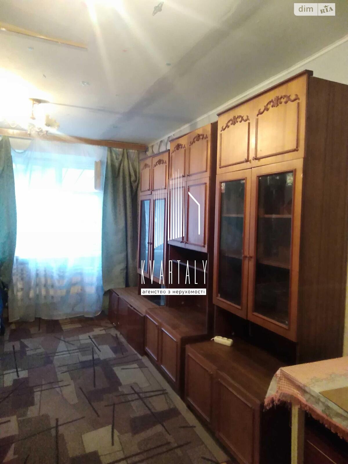Кімната в Києві на вул. Олекси Тихого 22 на продаж фото 1 Кімната в Києві на вул. Олекси Тихого 22 на продаж фото 1
