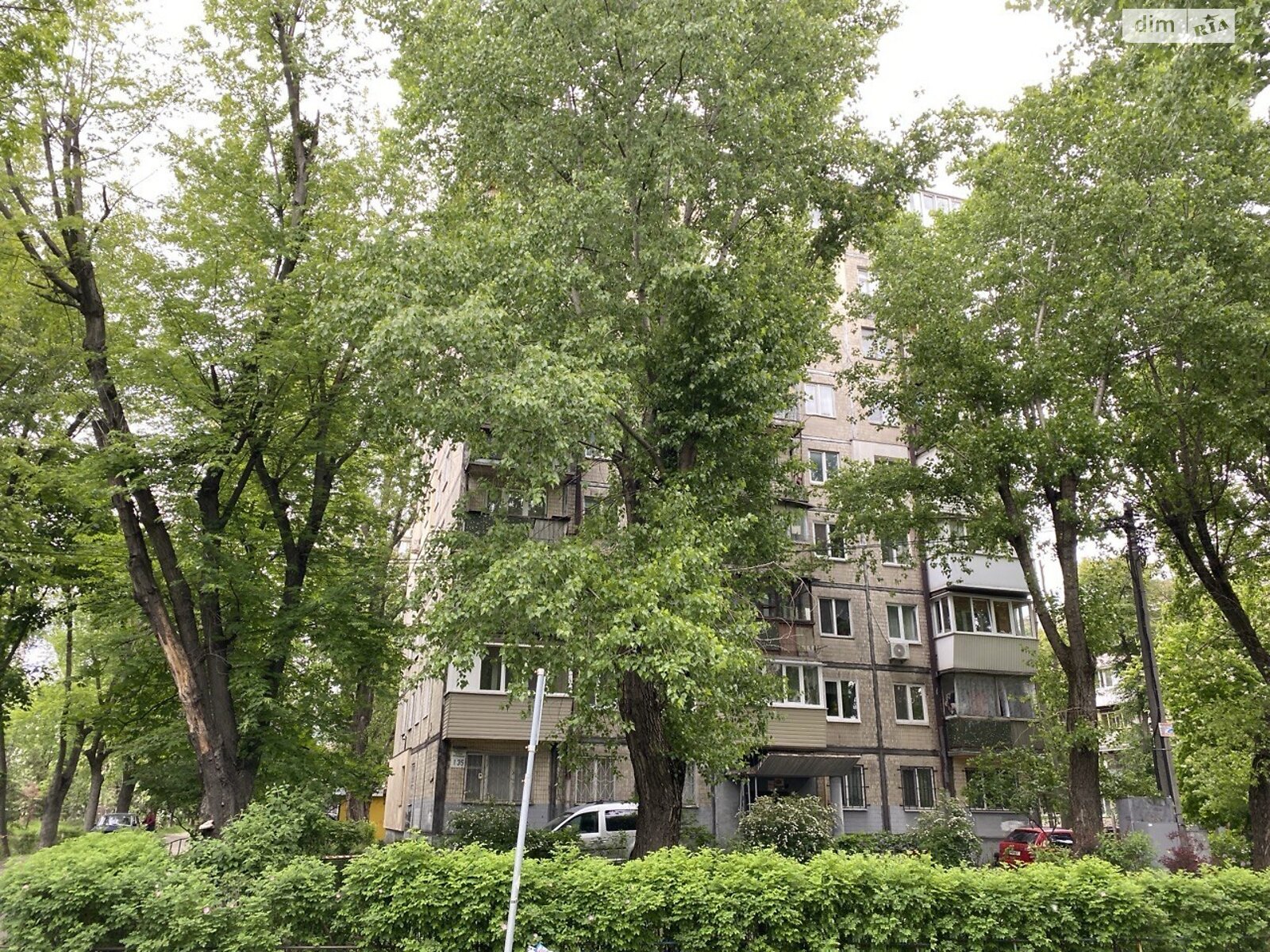 Кімната в Києві на вул. Метробудівська 1/35 в районі Відрадний на продаж фото 1 Кімната в Києві на вул. Метробудівська 1/35 в районі Відрадний на продаж фото 1