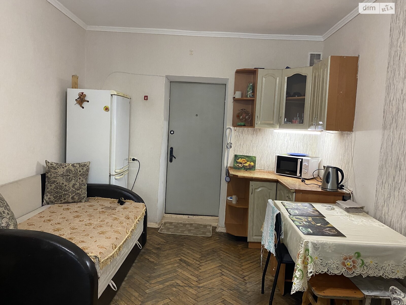 Комната в Киеве, на ул. Михаила Бойчука 16 в районе Печерский на продажу фото 1