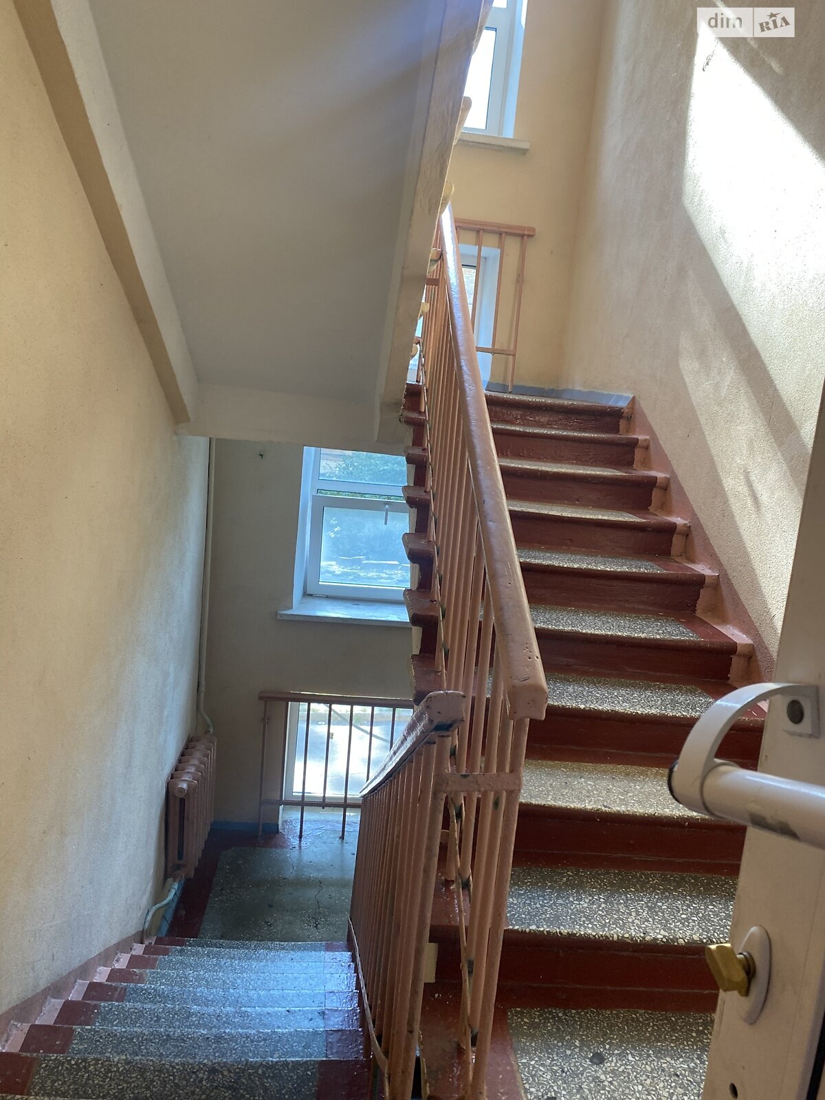 Комната в Киеве, на ул. Михаила Бойчука 16 в районе Печерский на продажу фото 1