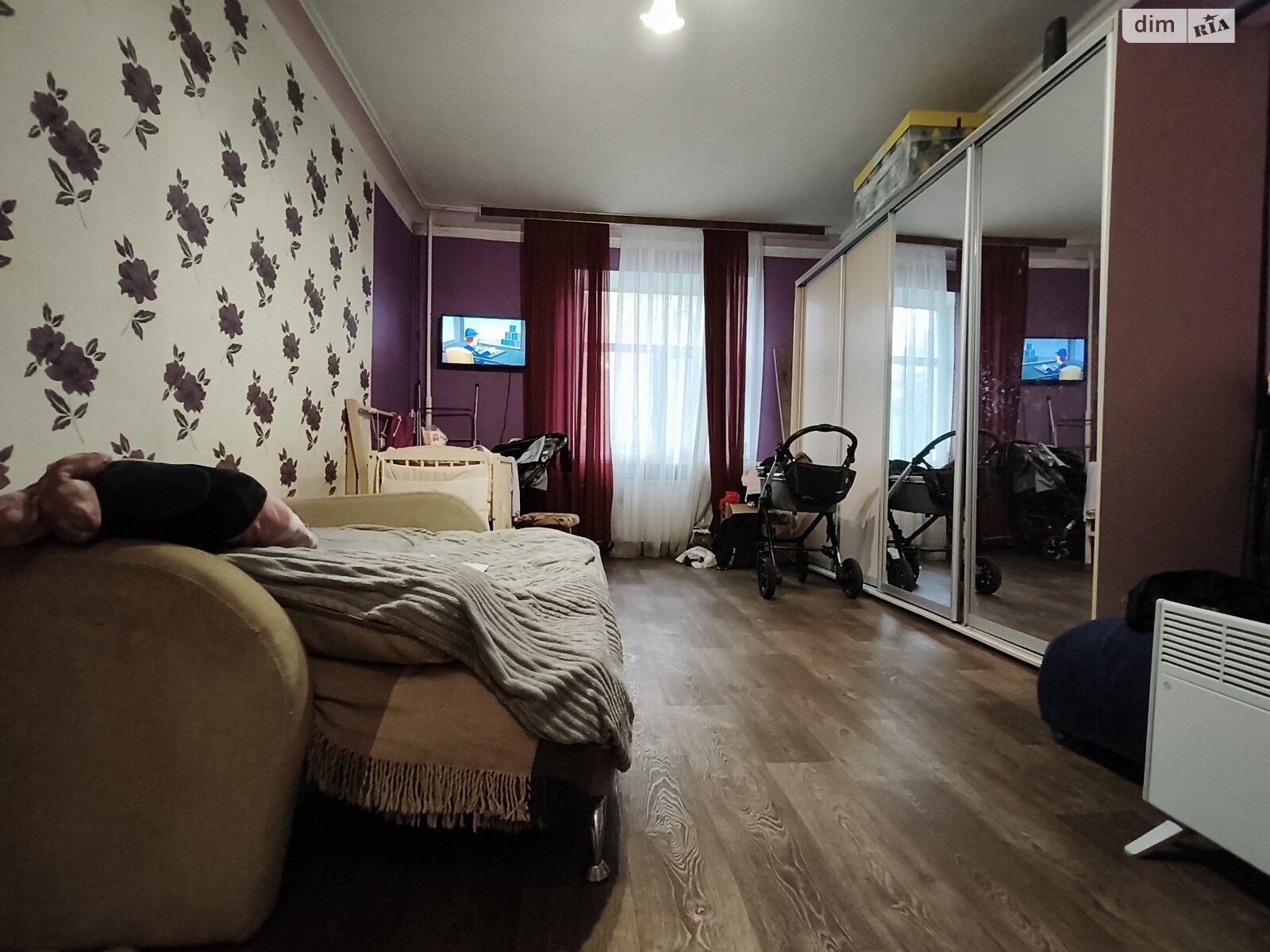 Кімната в Києві на вул. Сергія Берегового 10/22 в районі Першотравневий Масив на продаж фото 1