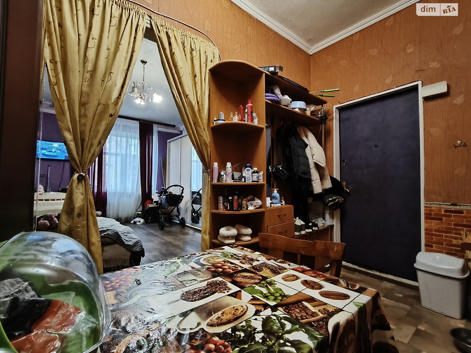 Кімната в Києві на вул. Сергія Берегового 10/22 в районі Першотравневий Масив на продаж фото 1