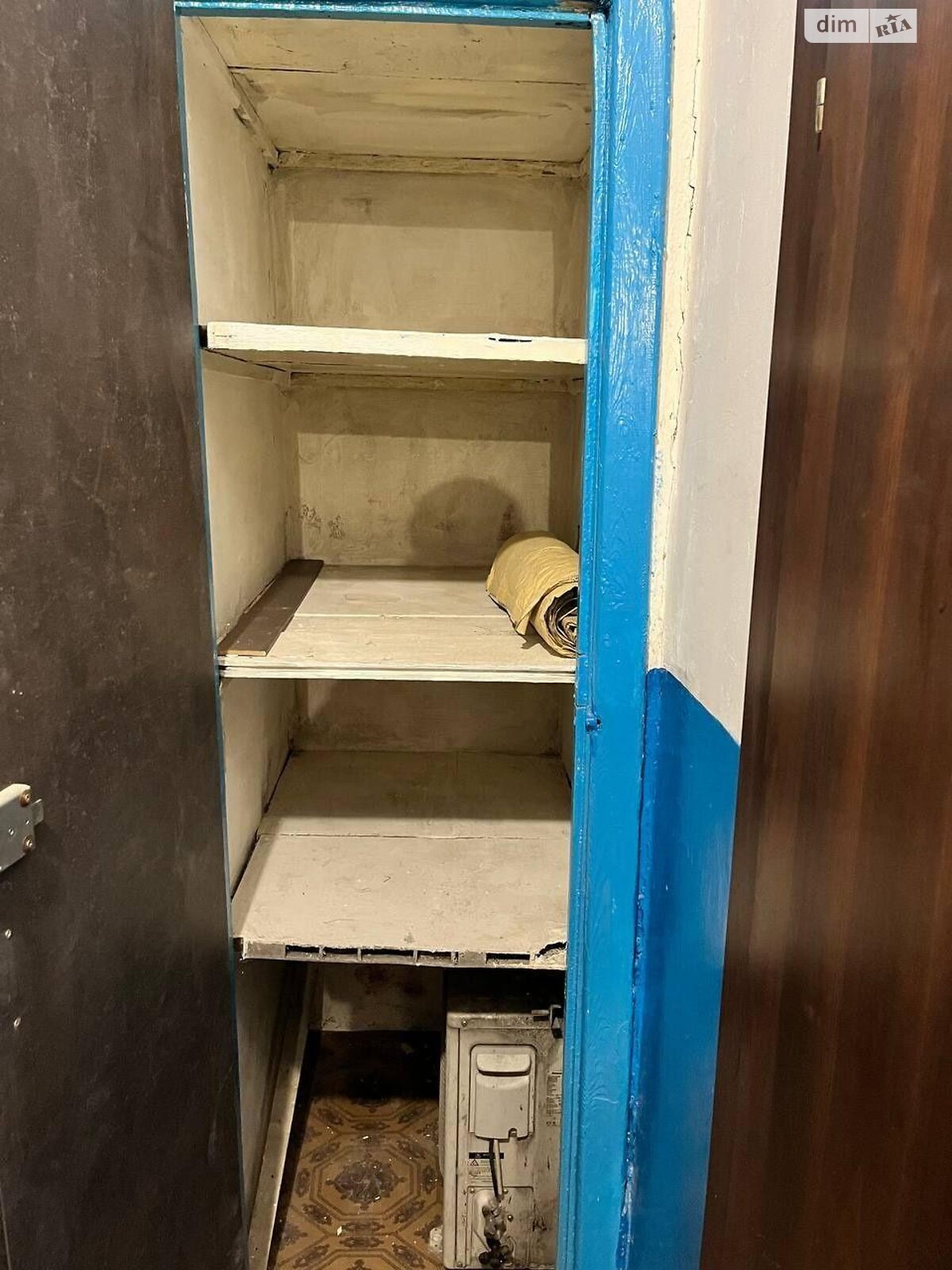 Комната в Киеве, на ул. Электриков 30 в районе Подольский на продажу фото 1 Комната в Киеве, на ул. Электриков 30 в районе Подольский на продажу фото 1