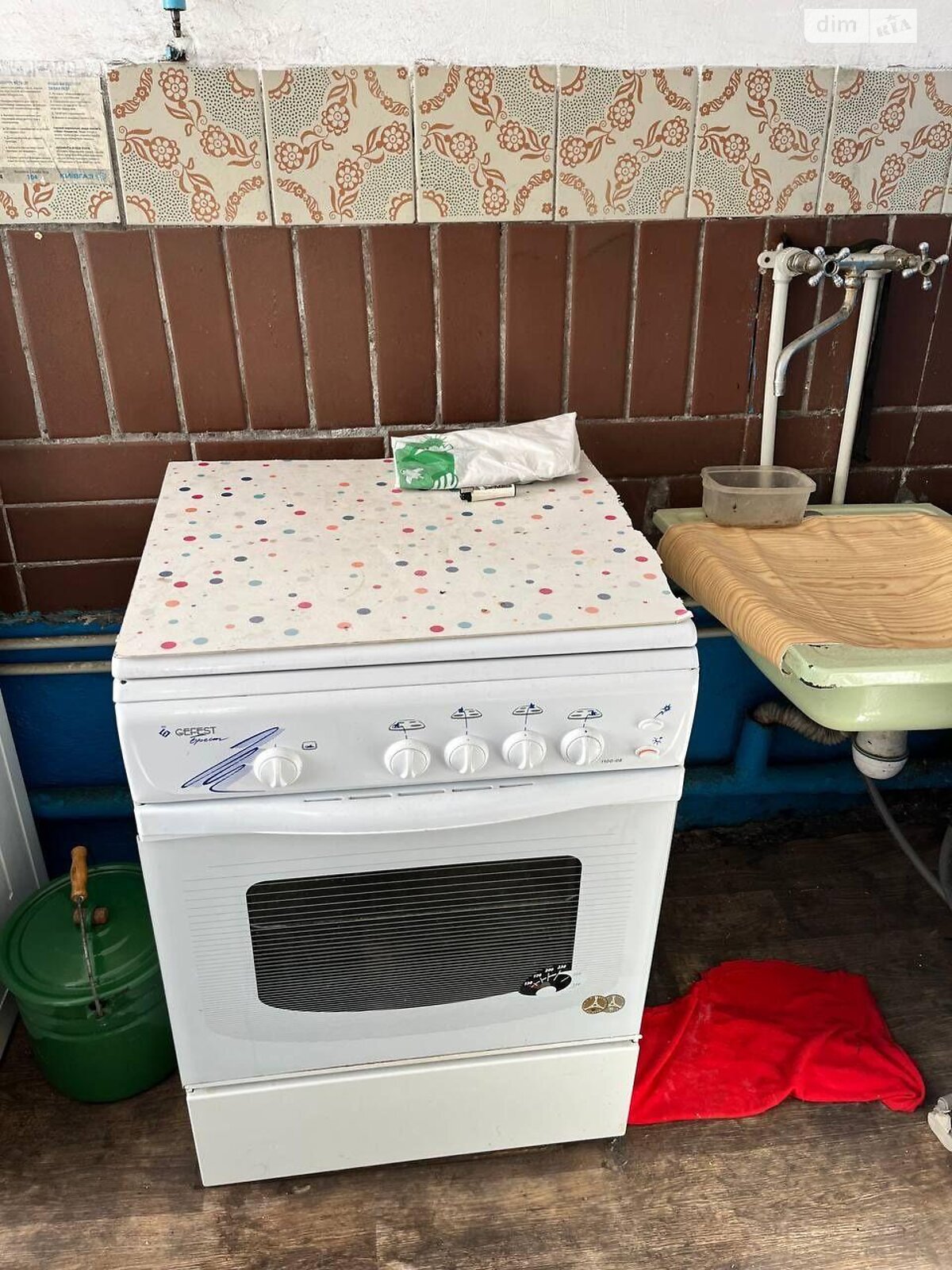 Комната в Киеве, на ул. Электриков 30 в районе Подольский на продажу фото 1 Комната в Киеве, на ул. Электриков 30 в районе Подольский на продажу фото 1
