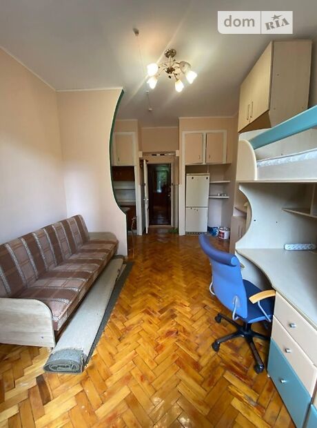 Комната в Киеве, на ул. Вышгородская 23а в районе Подольский на продажу фото 1 Комната в Киеве, на ул. Вышгородская 23а в районе Подольский на продажу фото 1