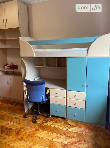 Комната в Киеве, на ул. Вышгородская 23а в районе Подольский на продажу фото 1 Комната в Киеве, на ул. Вышгородская 23а в районе Подольский на продажу фото 1