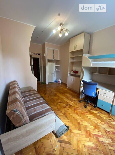 Комната в Киеве, на ул. Вышгородская 23а в районе Подольский на продажу фото 1 Комната в Киеве, на ул. Вышгородская 23а в районе Подольский на продажу фото 1