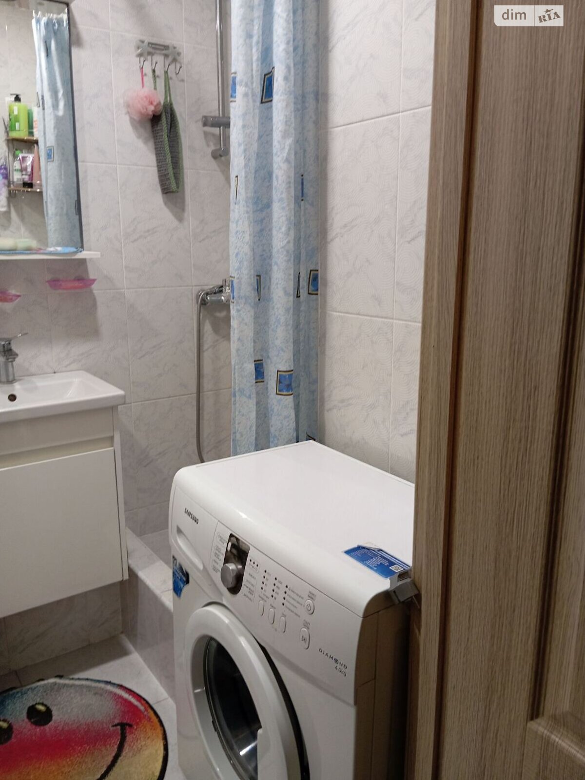 Комната в Киеве, на просп. Воскресенский 15В в районе Радужный Массив на продажу фото 1 Комната в Киеве, на просп. Воскресенский 15В в районе Радужный Массив на продажу фото 1