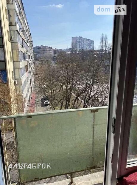 Комната в Киеве, на ул. Академика Щусева 38 в районе Шевченковский на продажу фото 1 Комната в Киеве, на ул. Академика Щусева 38 в районе Шевченковский на продажу фото 1