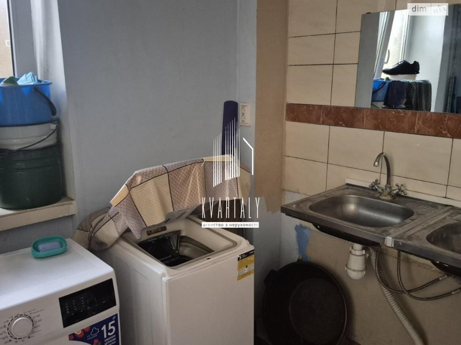 Комната в Киеве, на ул. Провиантская 15 в районе Шевченковский на продажу фото 1 Комната в Киеве, на ул. Провиантская 15 в районе Шевченковский на продажу фото 1
