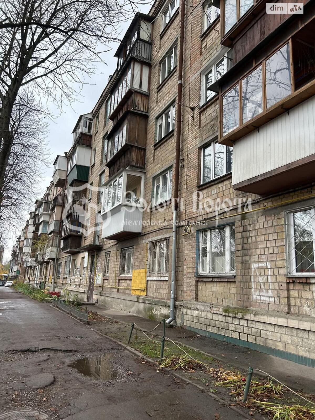 Комната в Киеве, на ул. Парково-Сырецкая 3Б в районе Шевченковский на продажу фото 1