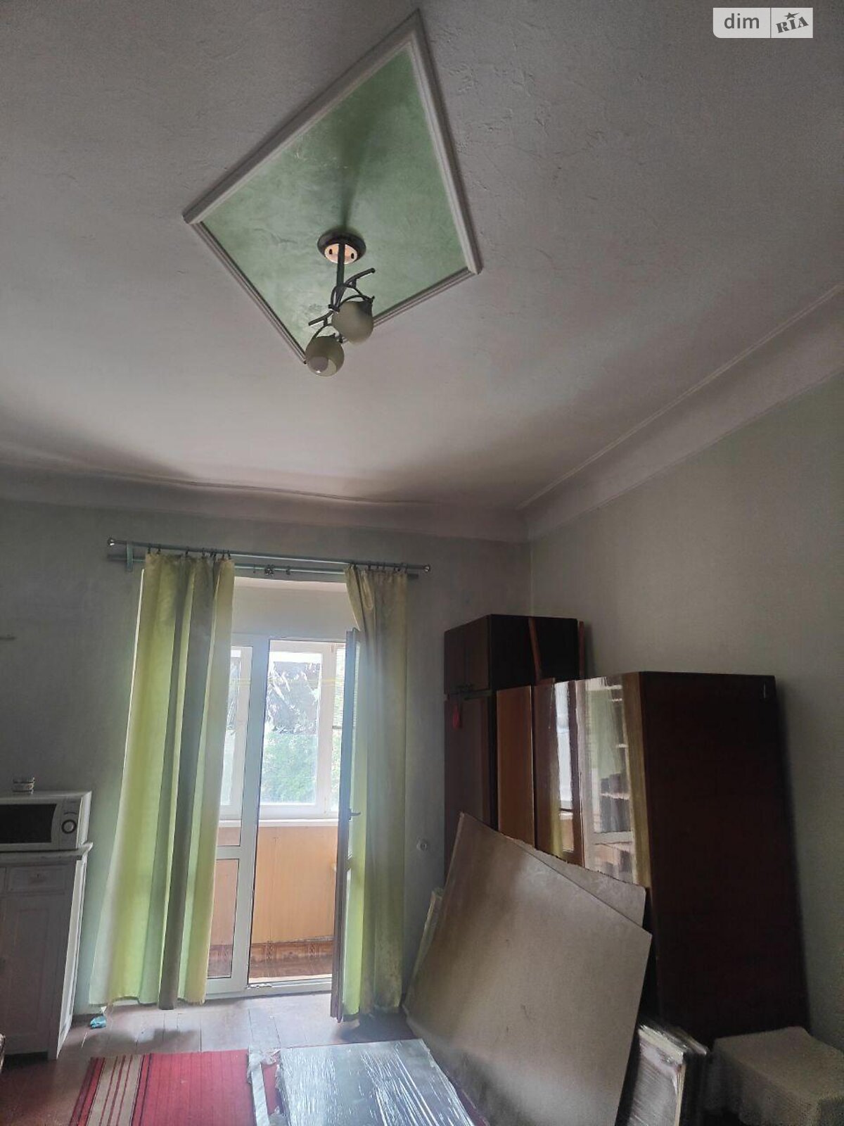 Кімната в Києві на вул. Кирило-Мефодіївська 14/2 в районі Шулявка на продаж фото 1 Кімната в Києві на вул. Кирило-Мефодіївська 14/2 в районі Шулявка на продаж фото 1