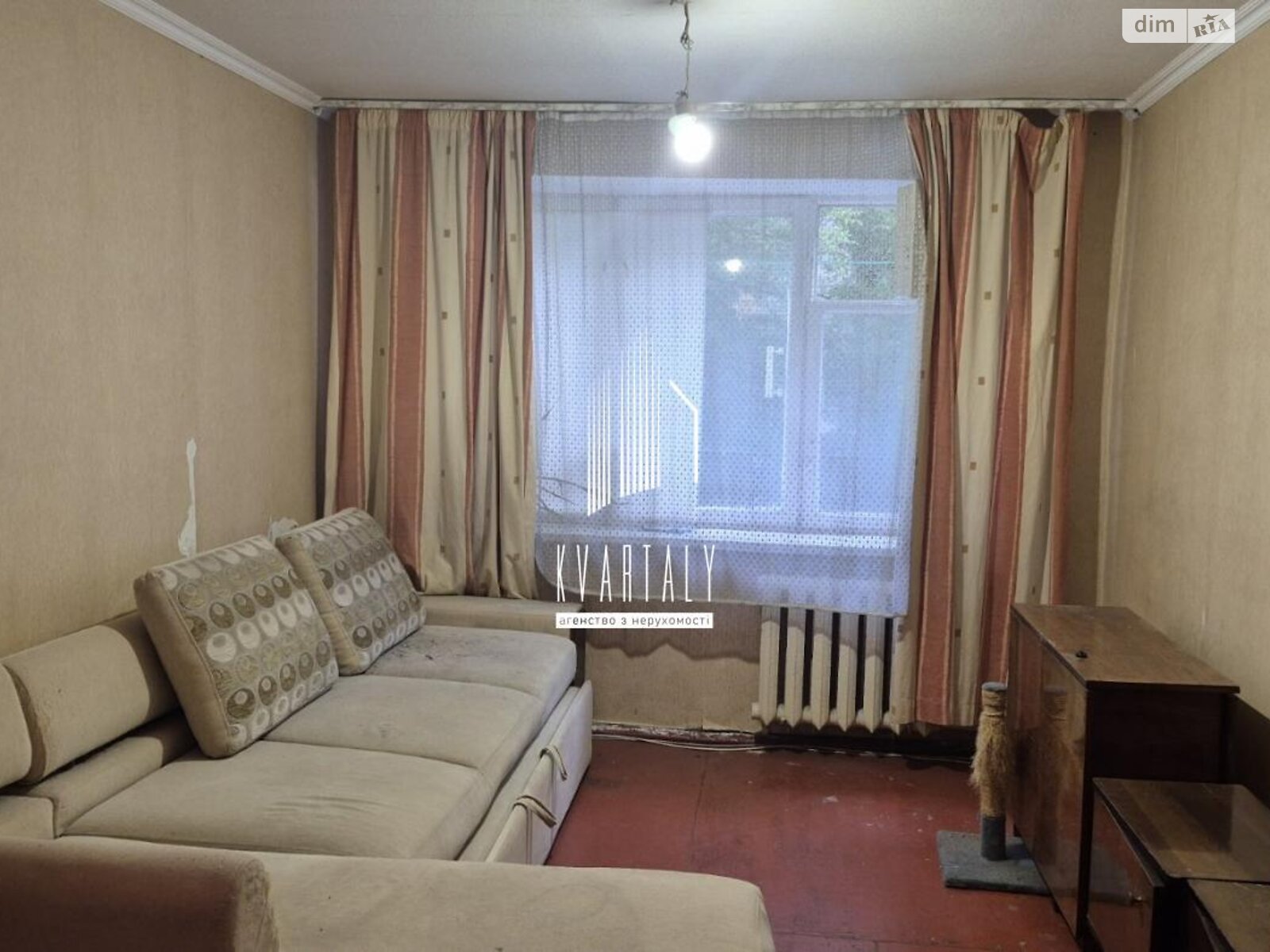 Комната в Киеве, на ул. Провиантская 15 в районе Шулявка на продажу фото 1 Комната в Киеве, на ул. Провиантская 15 в районе Шулявка на продажу фото 1