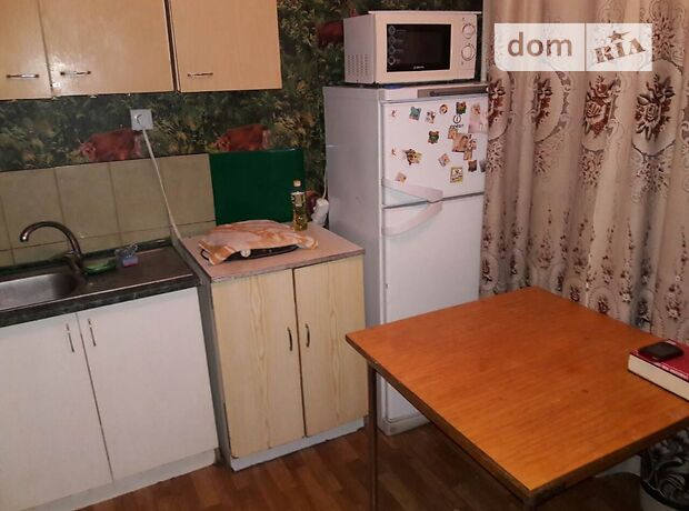 Комната в Киеве, на ул. Златопольская 2, в районе Соломенский на продажу фото 1 Комната в Киеве, на ул. Златопольская 2, в районе Соломенский на продажу фото 1