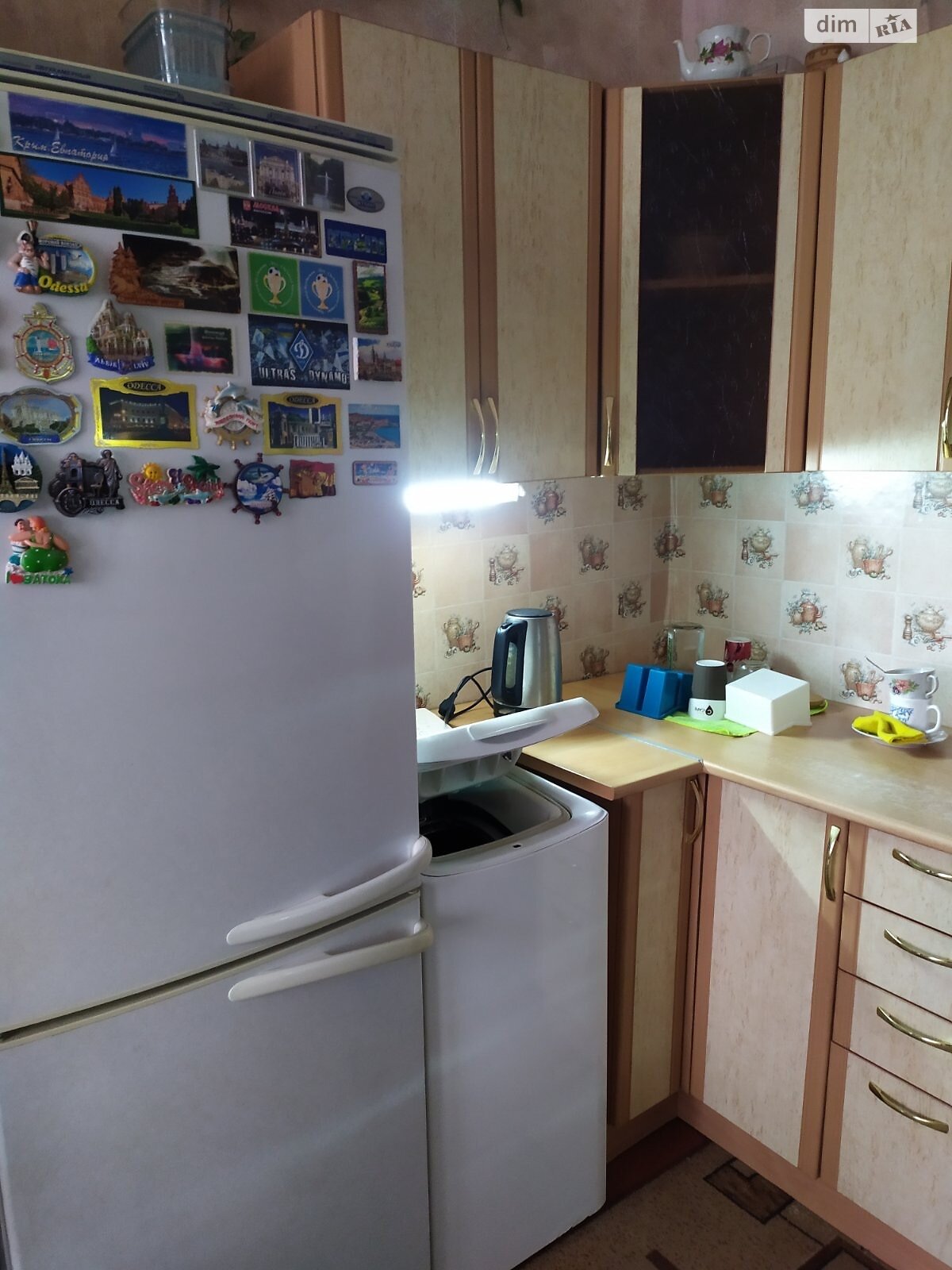 Комната в Киеве, на бул. Ярослава Гашека 17, кв. 54 в районе Старая Дарница на продажу фото 1 Комната в Киеве, на бул. Ярослава Гашека 17, кв. 54 в районе Старая Дарница на продажу фото 1